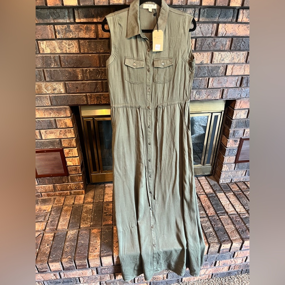 Sleeveless Olive Maxi Dress